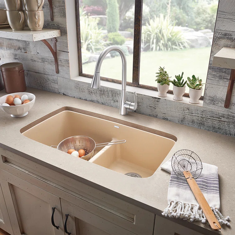 Atura Pull Down Dual Spray Kitchen Faucet
