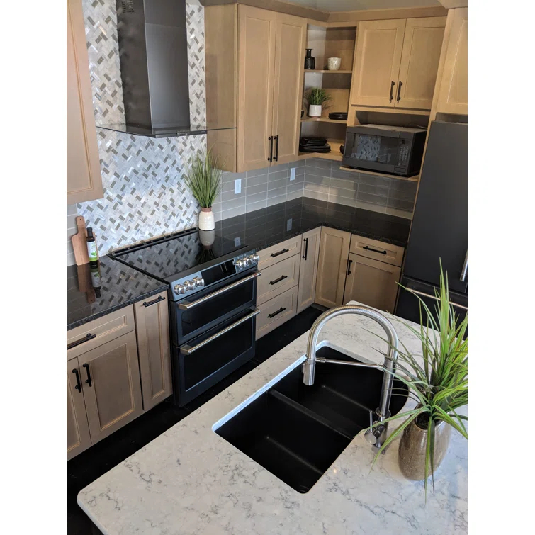 Karran Undermount Quartz Composite 32'' X 21'' 60/40 Double Bowl Kitchen Sink