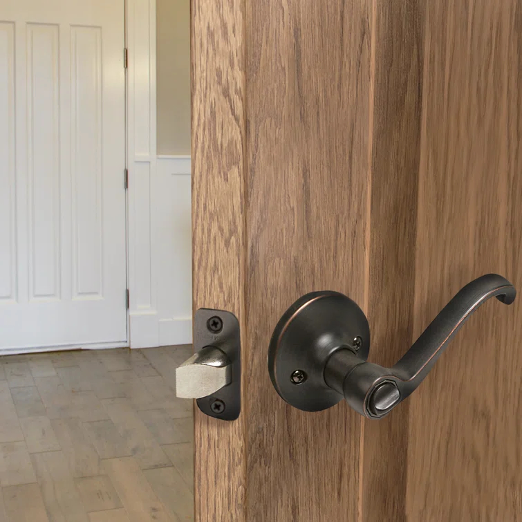 Scroll Privacy Bed/Bath Door Lever