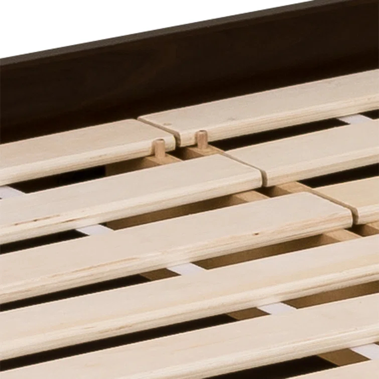 Kirandip Select 4-Post Platform Bed