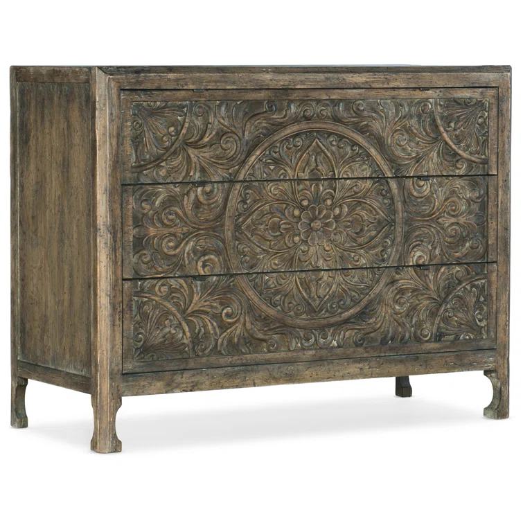 La Grange Accent Chest