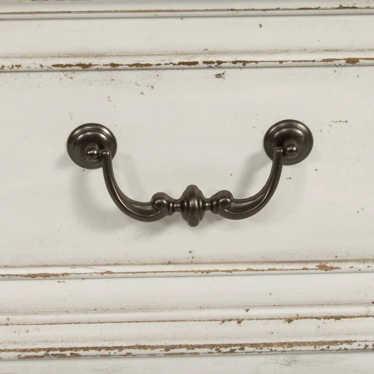 Magnolia Manor 7 Drawer Dresser