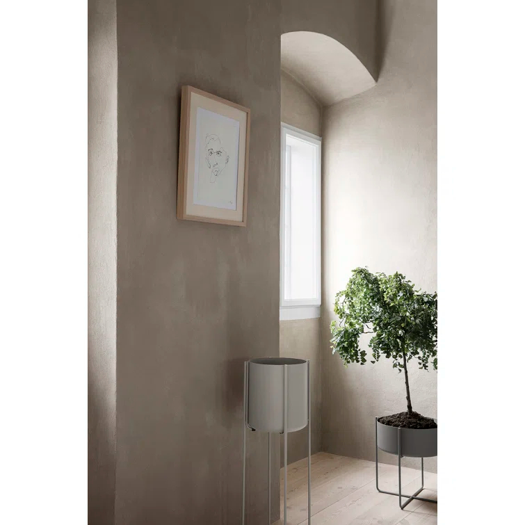 Kena Metal Planter