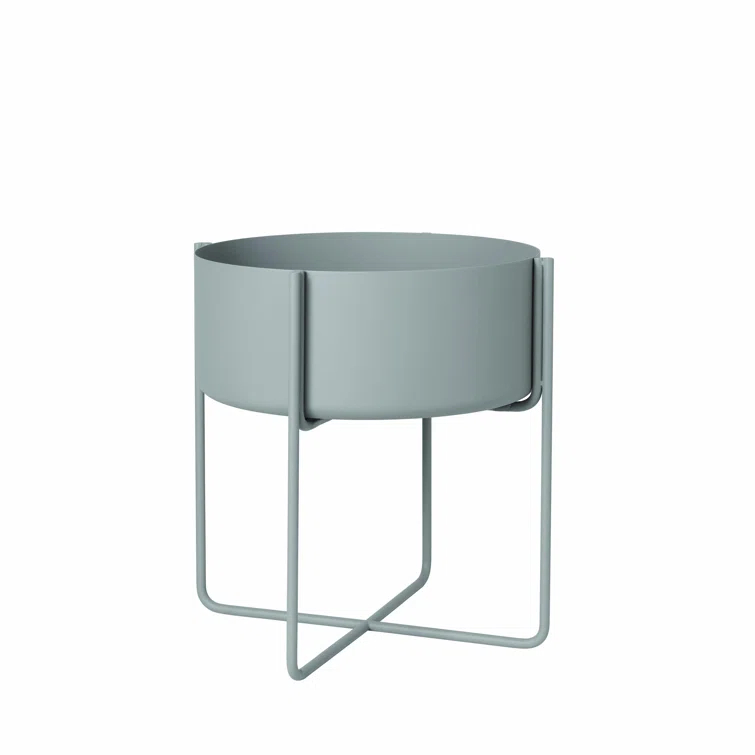 Kena Solid Steel Pot Planter