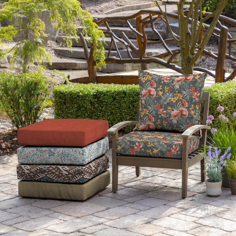 Phoebe Floral Outdoor Lounge Chair 5.75" Cushion