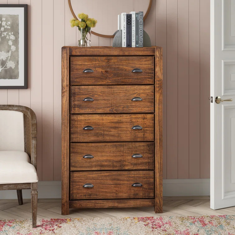 Montauk Solid Wood 32.5'' W 5 - Drawer Dresser