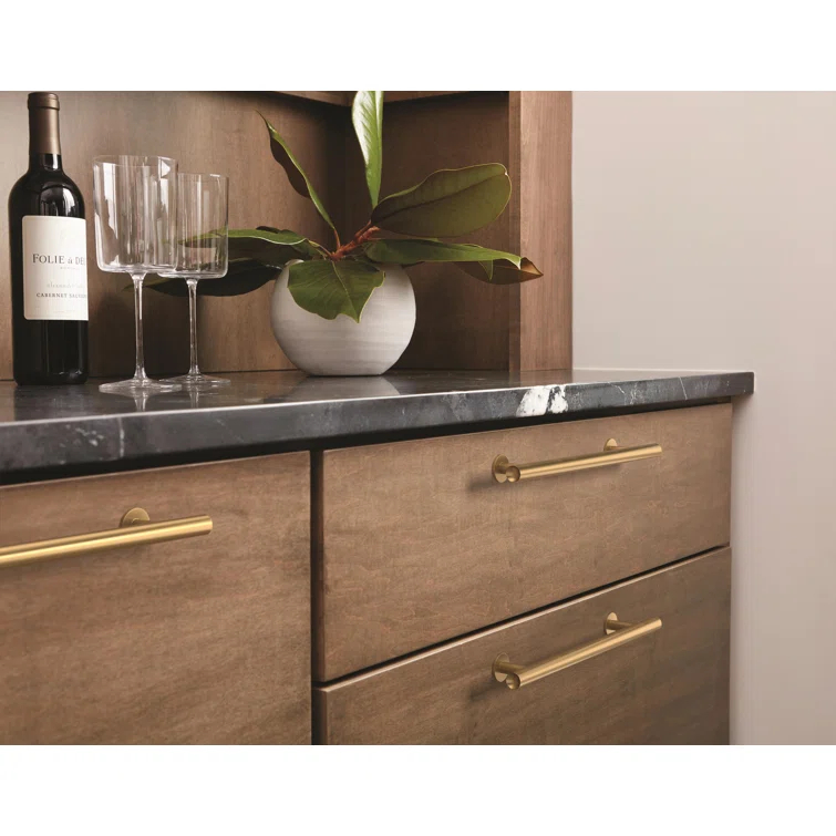 Radius Bar Pull