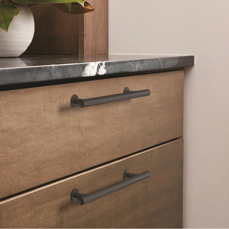 Radius 3 3/4" Center To Center Bar Pull