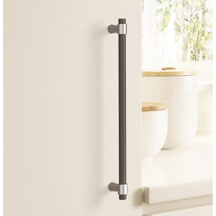 Mergence 8 13/16" Center To Center Bar Pull