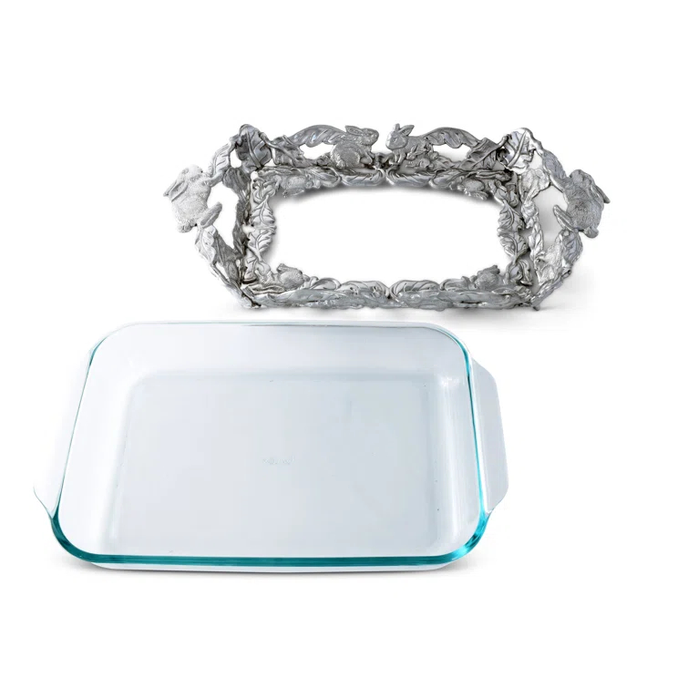 Silver Bunny Aluminum and Glass 3-Quart Casserole Dish