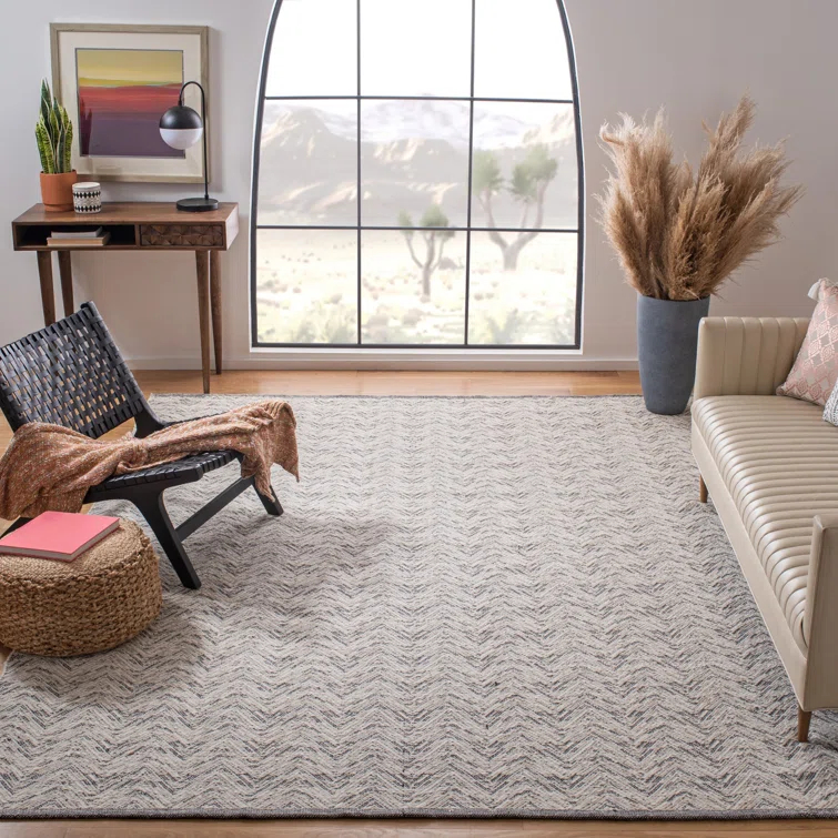 Coates Kilim Hand Woven Wool Chevron Rug