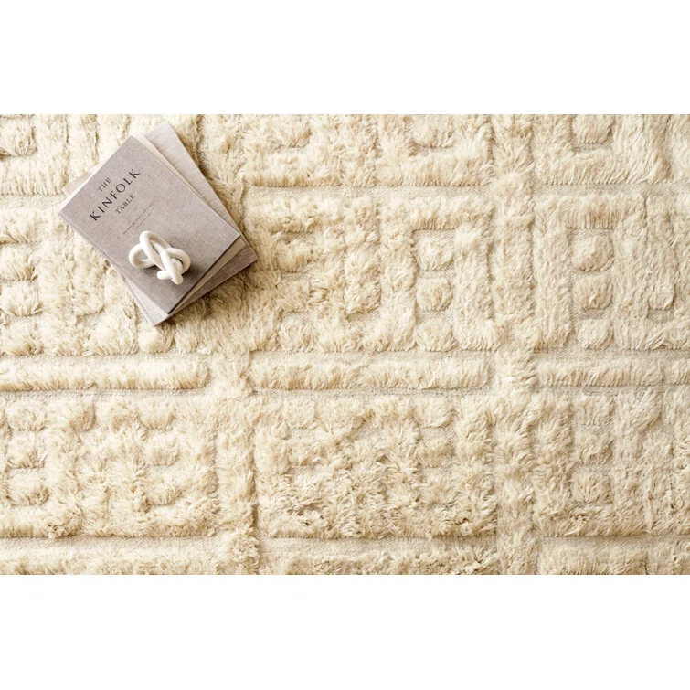 Handmade Beige Wool Rectangular Area Rug with Geometric Pattern