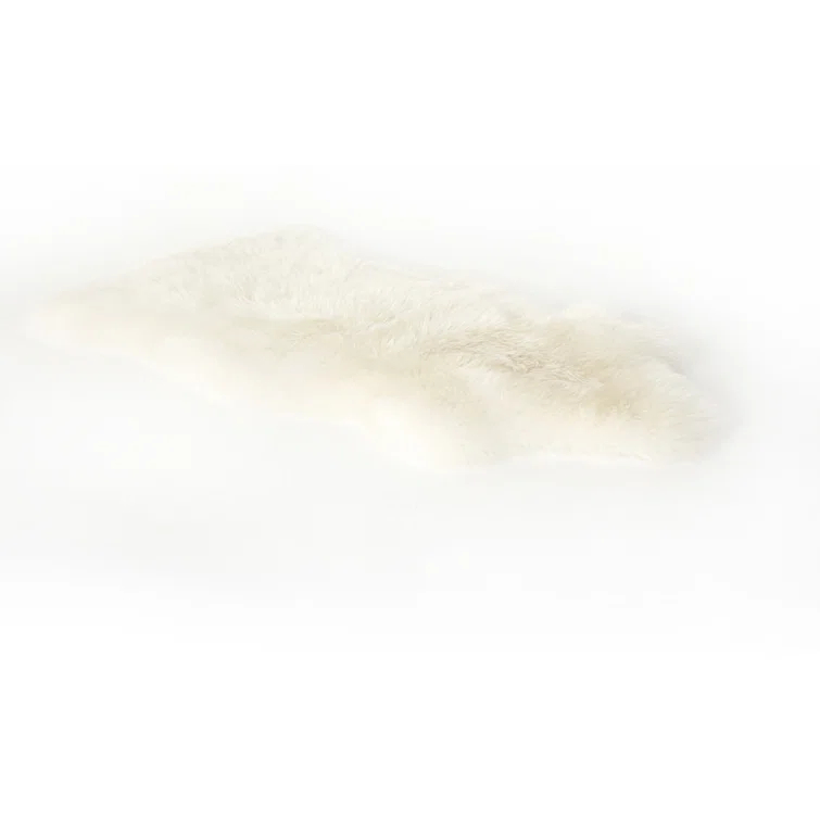Mateo Collection Luxurious Cream Lambskin Throw Blanket