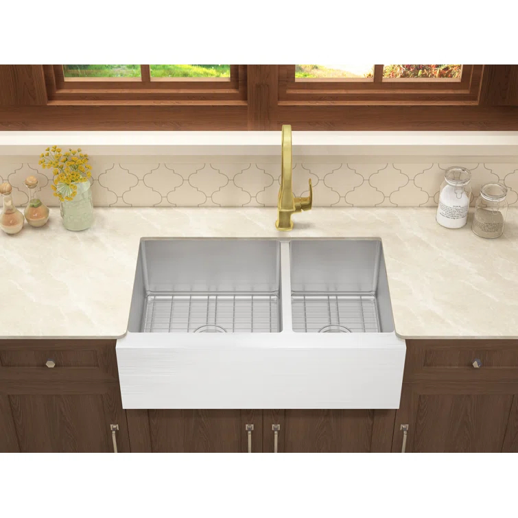 Belleville 33'' L Farmhouse / Apron Double Bowl Stainless Steel Kitchen Sink