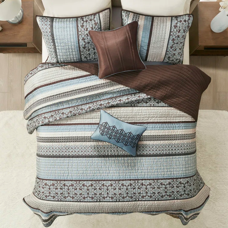 Madison Park Jacquard Quilt Set with Throw Pillows