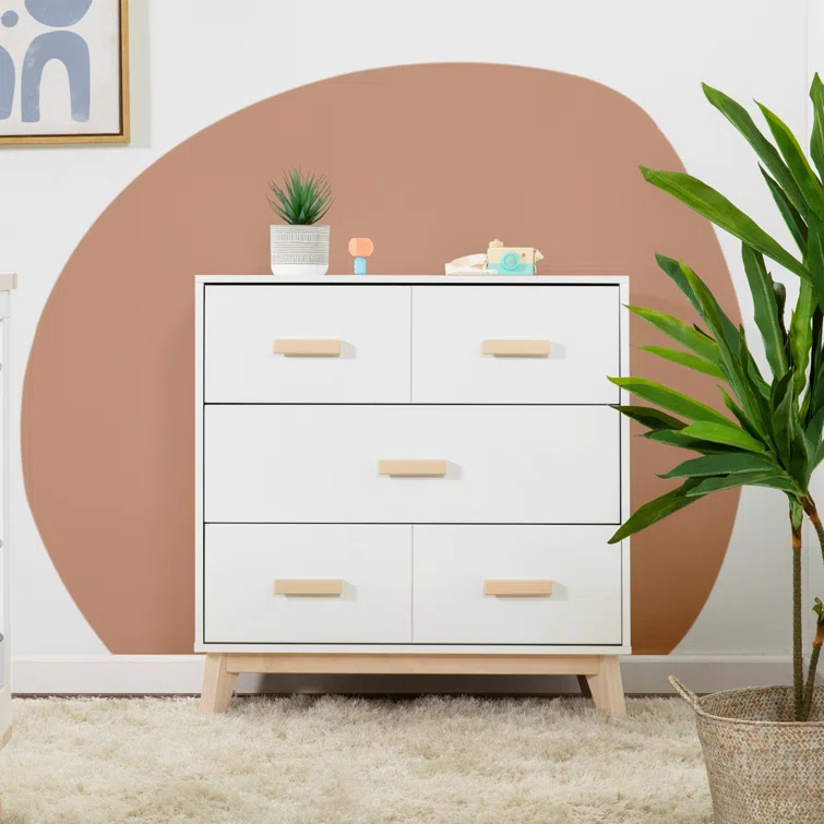 Scoot 3 Drawer Changing Table