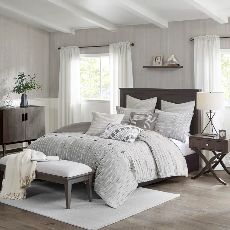 Madison Park Signature Madison Park Signature Essence Oversized Cotton Clipped Jacquard Comforter Set