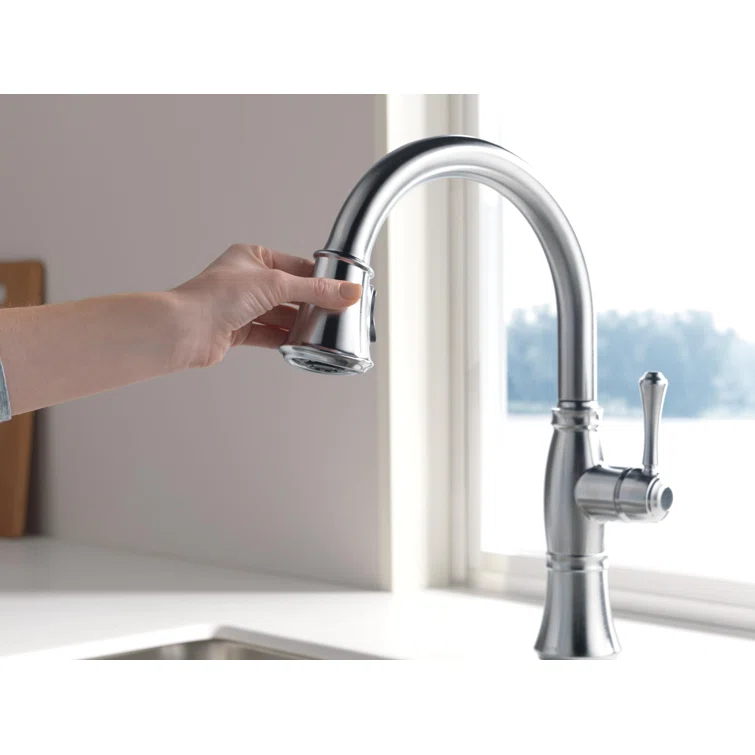 Cassidy Pull Down Sprayer Kitchen Sink Faucet, Single Handle Kitchen Faucet
