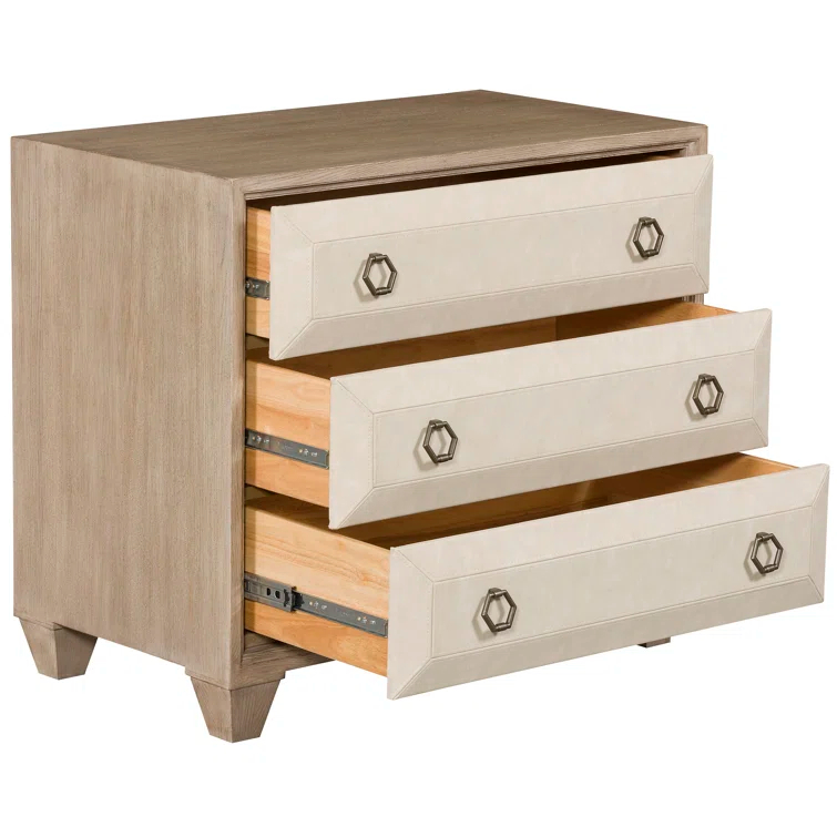 Bernhardt Santa Barbara 34'' W Nightstand