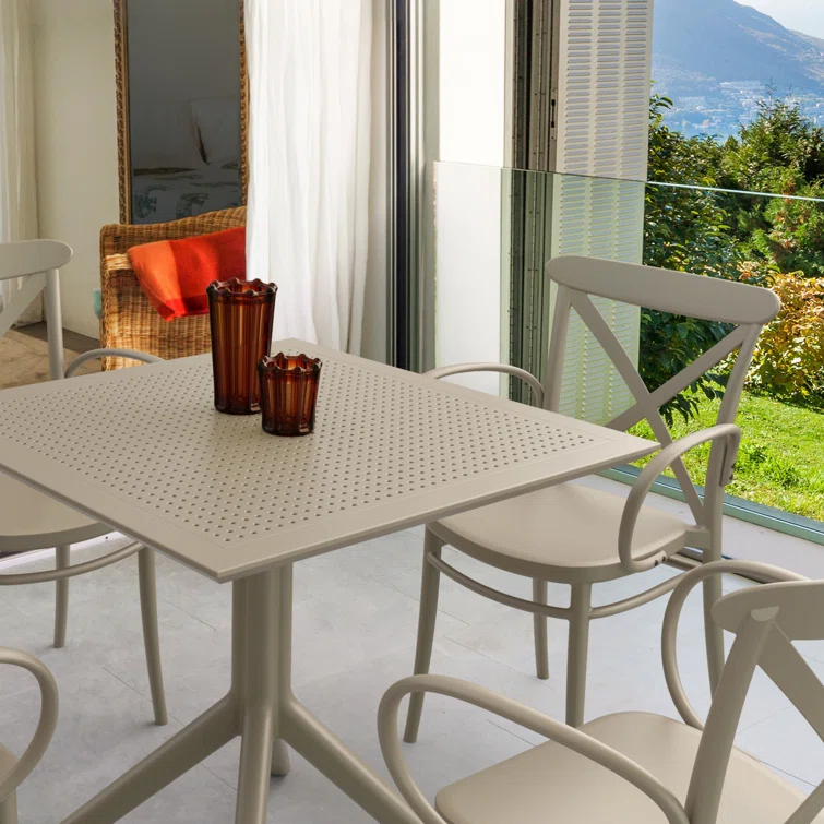 Cordelia Square 4 - Person Outdoor Dining Set