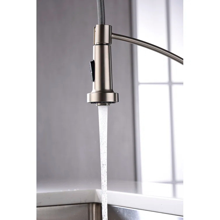 Karran Scottsdale Single-Handle Pull-Down Sprayer Kitchen Faucet