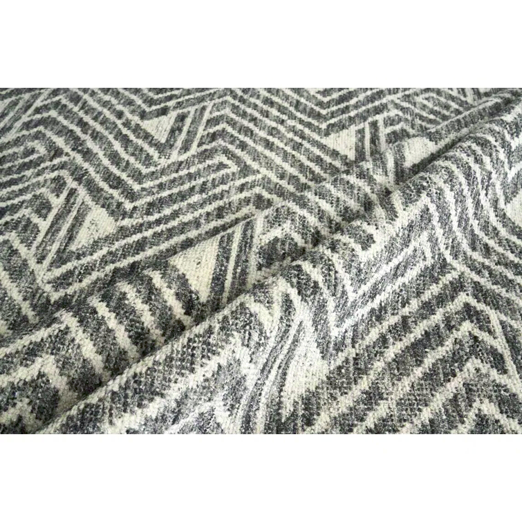 Eaton Chevron Rug