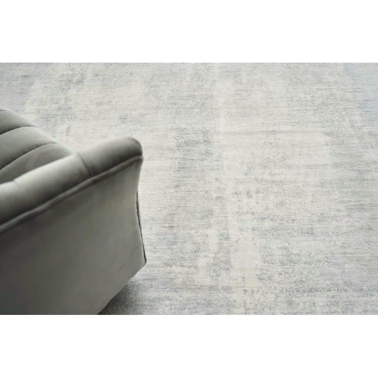 Fine Pure Silk Hand-Knotted Silver/Ivory Area Rug