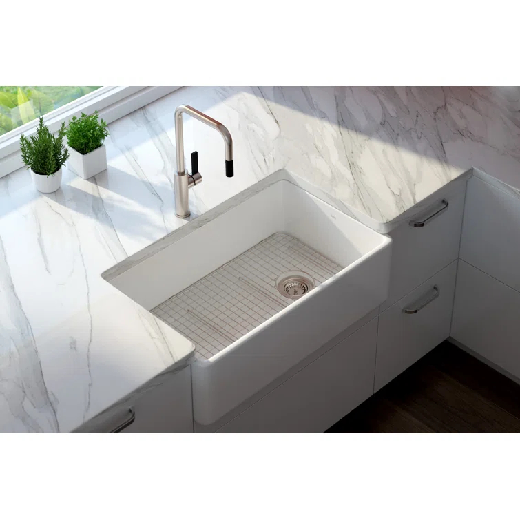 Tuario Pull-Down Kitchen Faucet With U-Spout