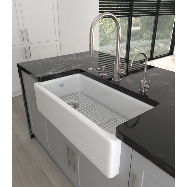 Lombardia Pull-Down Kitchen Faucet