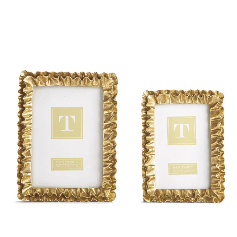 2 Piece Ruffles Picture Frame Set
