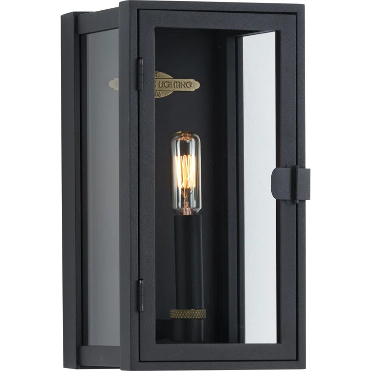 Stature Wall Light