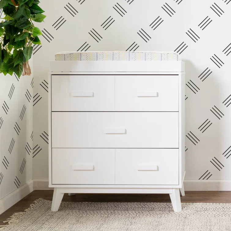 Scoot 3 Drawer Changing Table