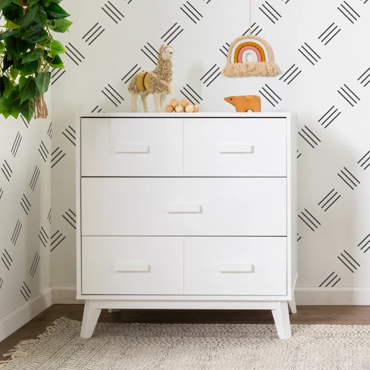 Scoot 3 Drawer Changing Table