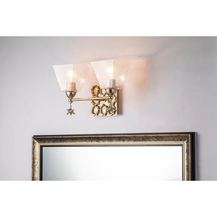 Lucas McKearn Star 2-light Transitional Metal Bath Vanity Light in Gold Leaf