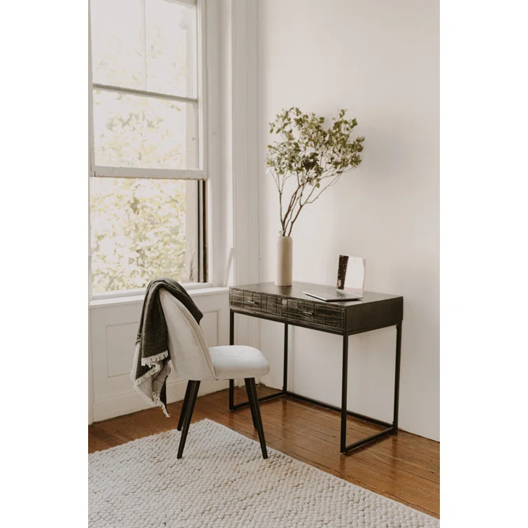 Winton Desk