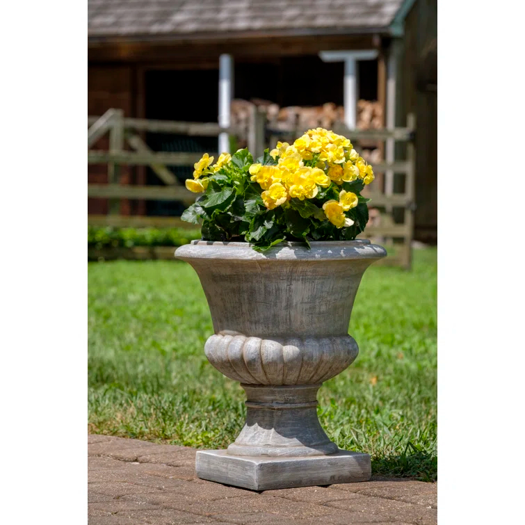 Earth Stone Fiberstone Windsor Urn Planter