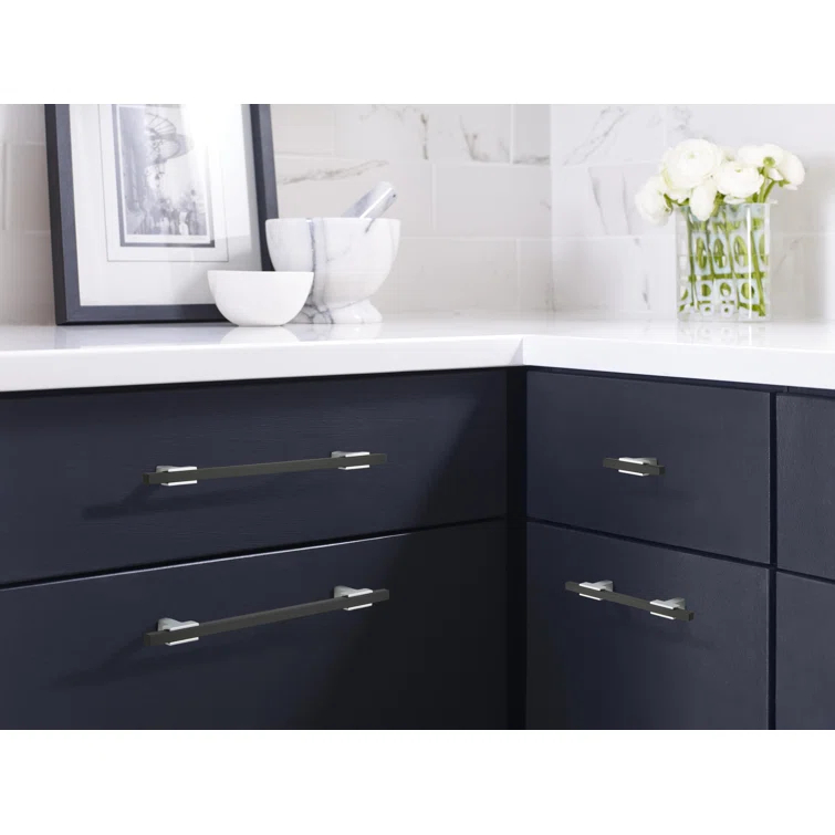 Urbanite Bar Pull