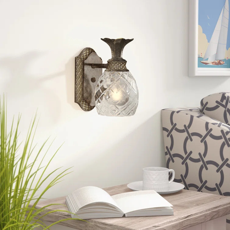 Plantation 1-Light Pineapple Accent Wall Sconce