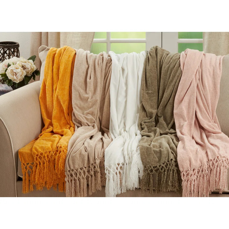Estrid Throw