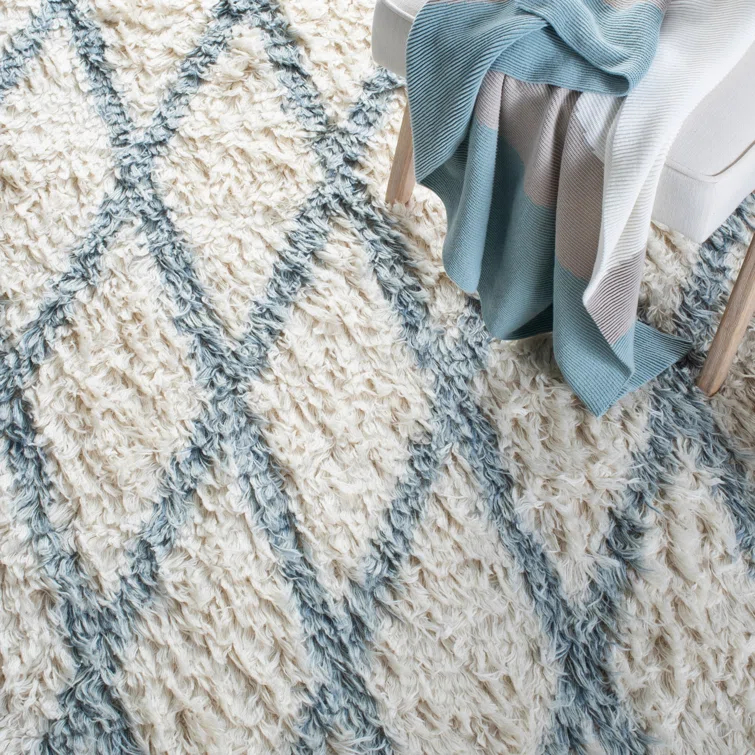 Kenya Hand Knotted 80% Wool, 20% Cotton Geometric Rug