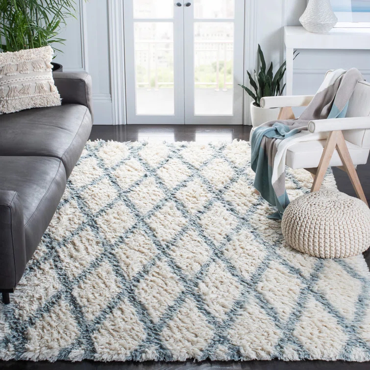 Kenya Hand Knotted 80% Wool, 20% Cotton Geometric Rug