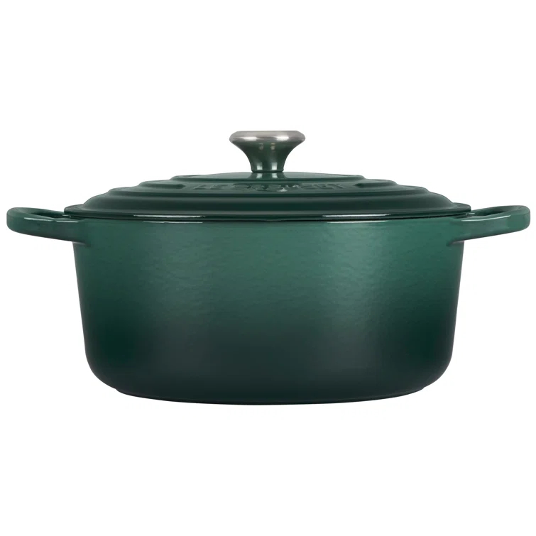 Le Creuset Signature Enameled Cast Iron Round Dutch Oven with Lid