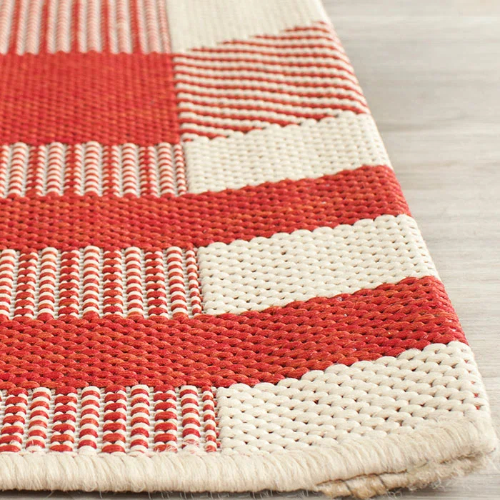 Courtyard Performance Plaid Rug