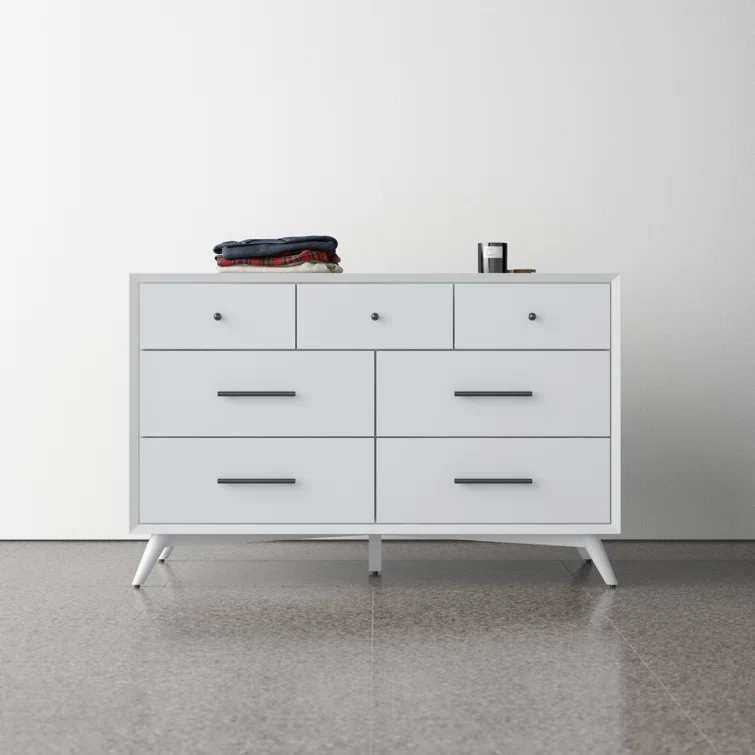 Williams 7-Drawer Dresser