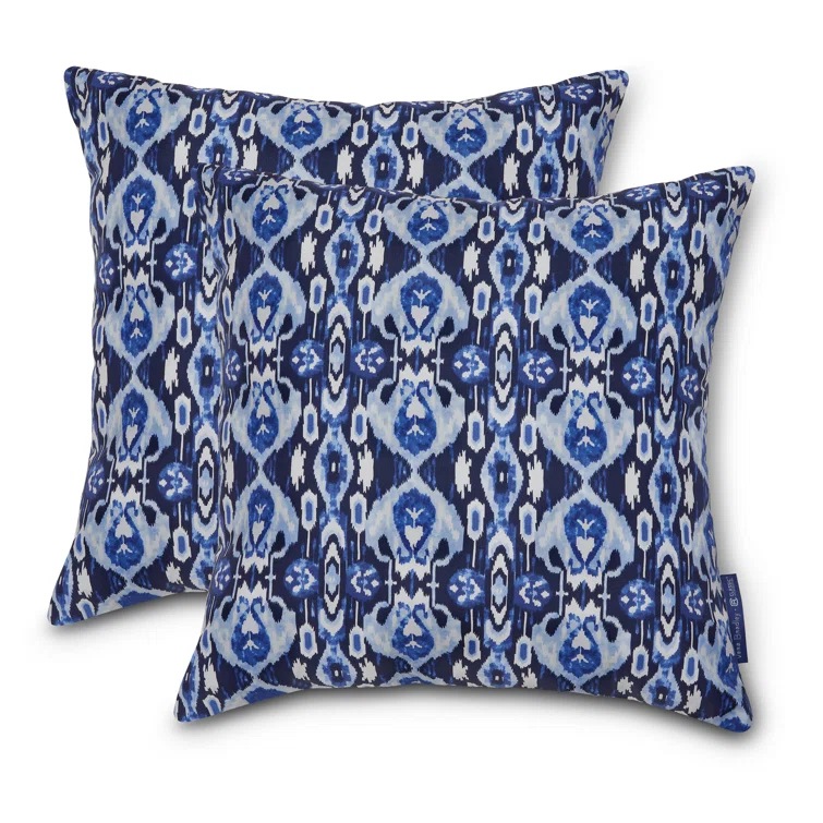 Vera Bradley Vera Bradley Island Outdoor Square Pillow Cover & Insert (Set of 2)