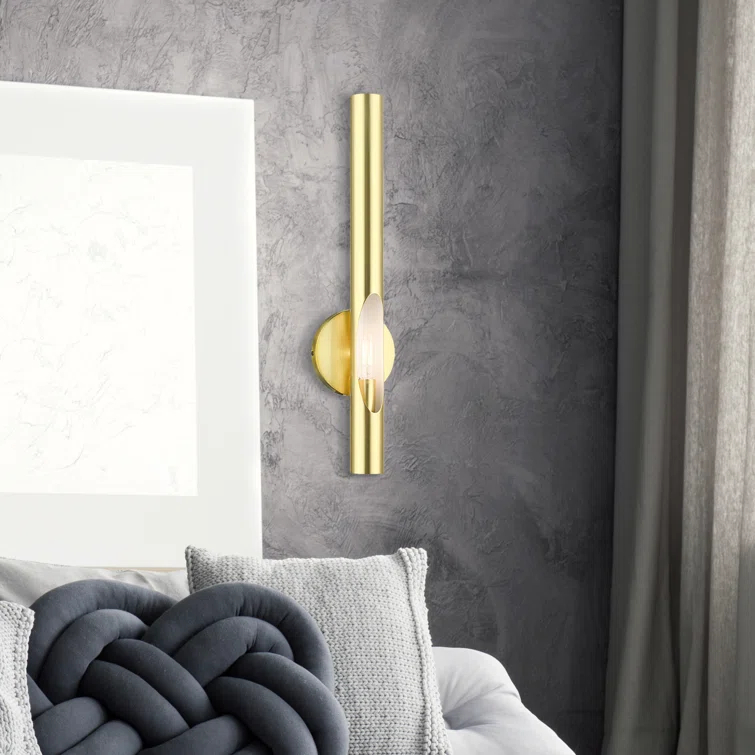 Clearlake Steel Armed Sconce