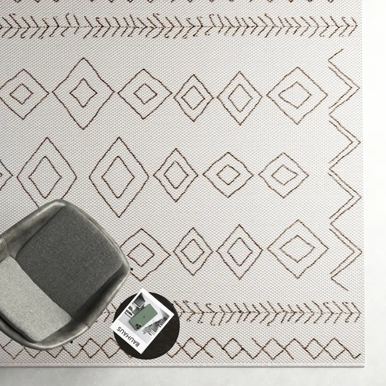 Ezri Diamond Indoor/Outdoor Area Rug for Living Room Patio Deck Front Porch Kitchen, Ivory/Dark Grey