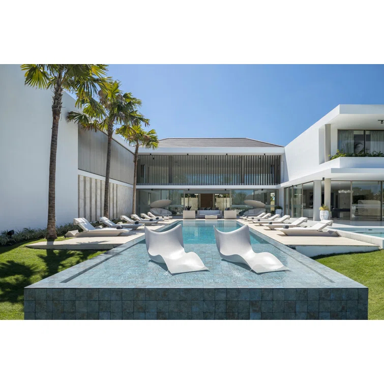 Surf Sun Chaise Lounge