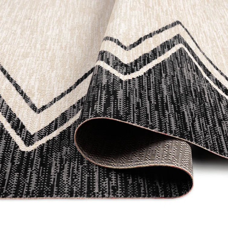 Nicole Miller New York Leon Patio Sofia Indoor/Outdoor Area Rug, Black/Ivory