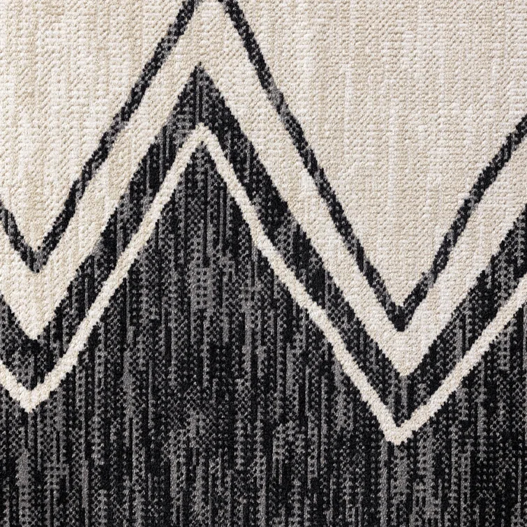 Nicole Miller New York Leon Patio Sofia Indoor/Outdoor Area Rug, Black/Ivory